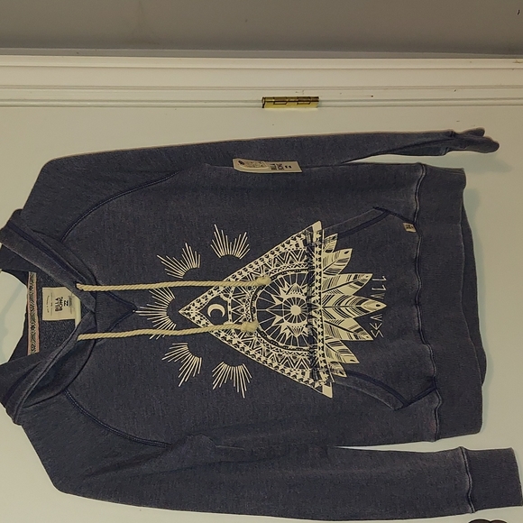 Billabong Tops - Billabong hoodie
